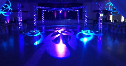 AriQuinn Entertainment